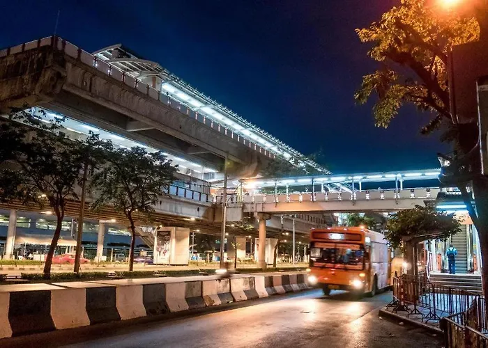 Iyarin@tuk Chang Ratchayothin Bangkok
