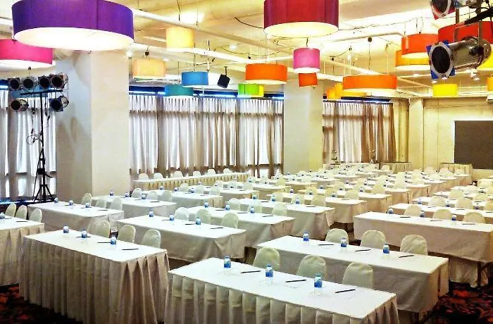 Iyarin@tuk Chang Ratchayothin 3* Bangkok
