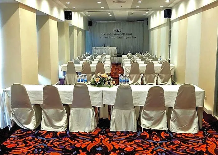Iyarin@tuk Chang Ratchayothin Hotel Bangkok