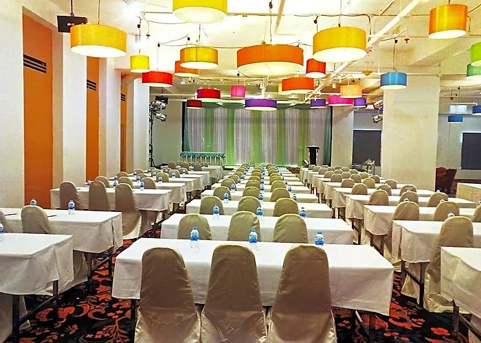 Iyarin@tuk Chang Ratchayothin Bangkok