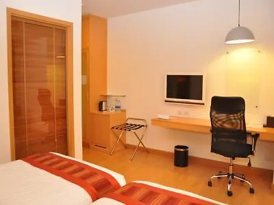 Hotel Iyarin@tuk Chang Ratchayothin 3*